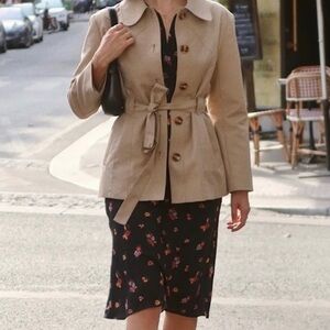 Like new pleated flower print midi skirt